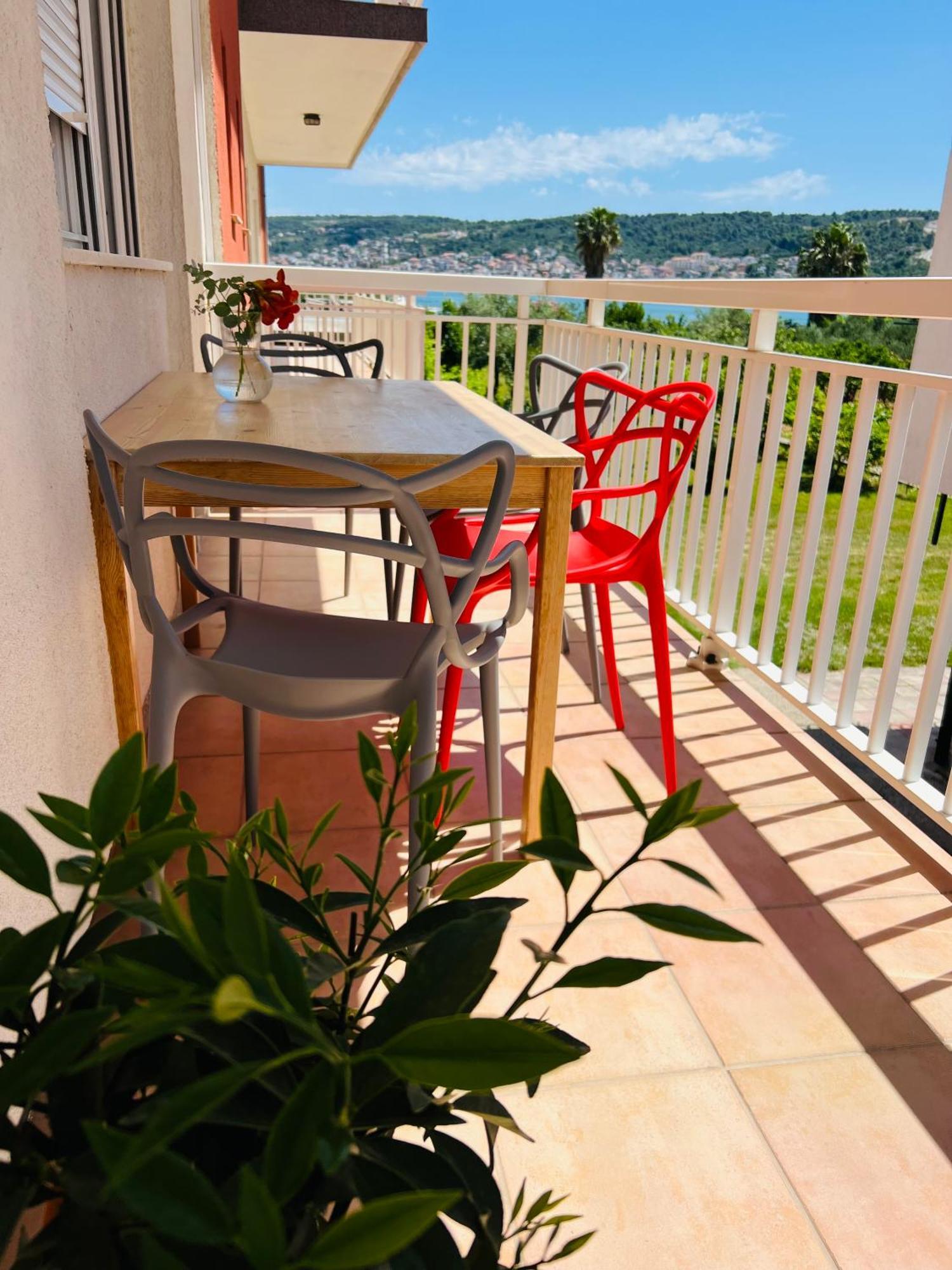 Apartments Zora Trogir Exterior photo