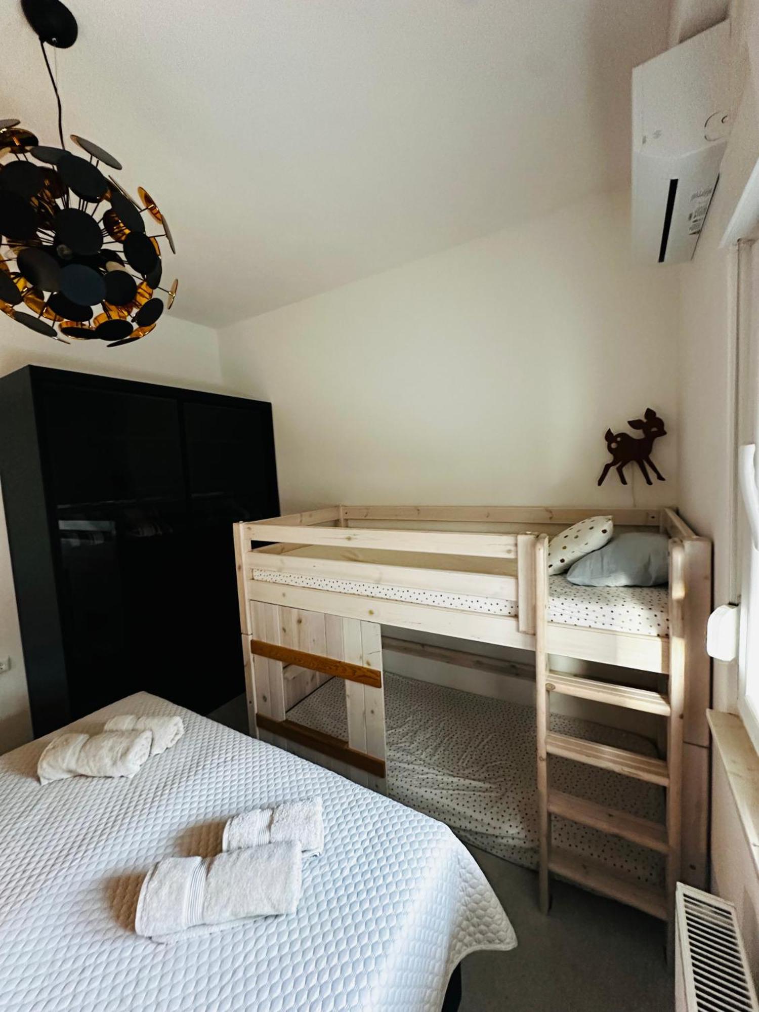 Apartments Zora Trogir Exterior photo